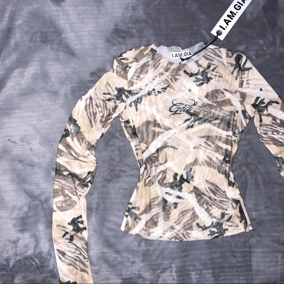 I.am.gia - Picture 6 of 6